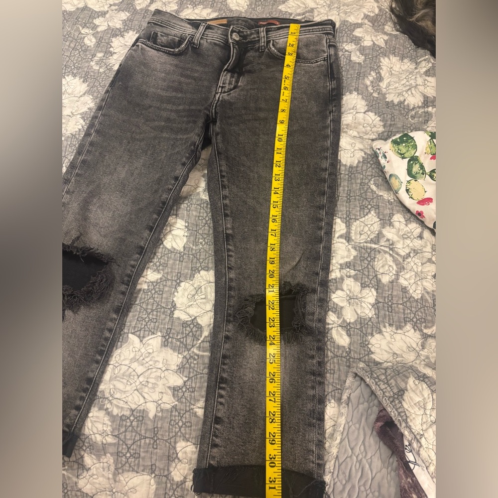 Anthropology Pilcro Slim Boyfriend Distressed Acid Wash Cropped Jeans - Picture 5 of 9
